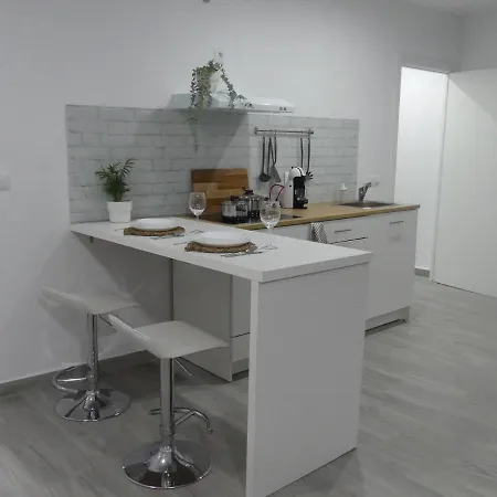 Fox Apartment *