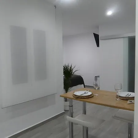 Fox Apartment *